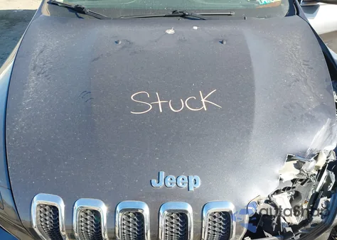 2016 Jeep Cherokee Latitude z USA, uszkodzony, nr VIN 1C4PJMCS1GW242738